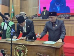 Ketua dan Wakil Ketua I DPRD Mura Periode 2024-2029 Dilantik Defenitif