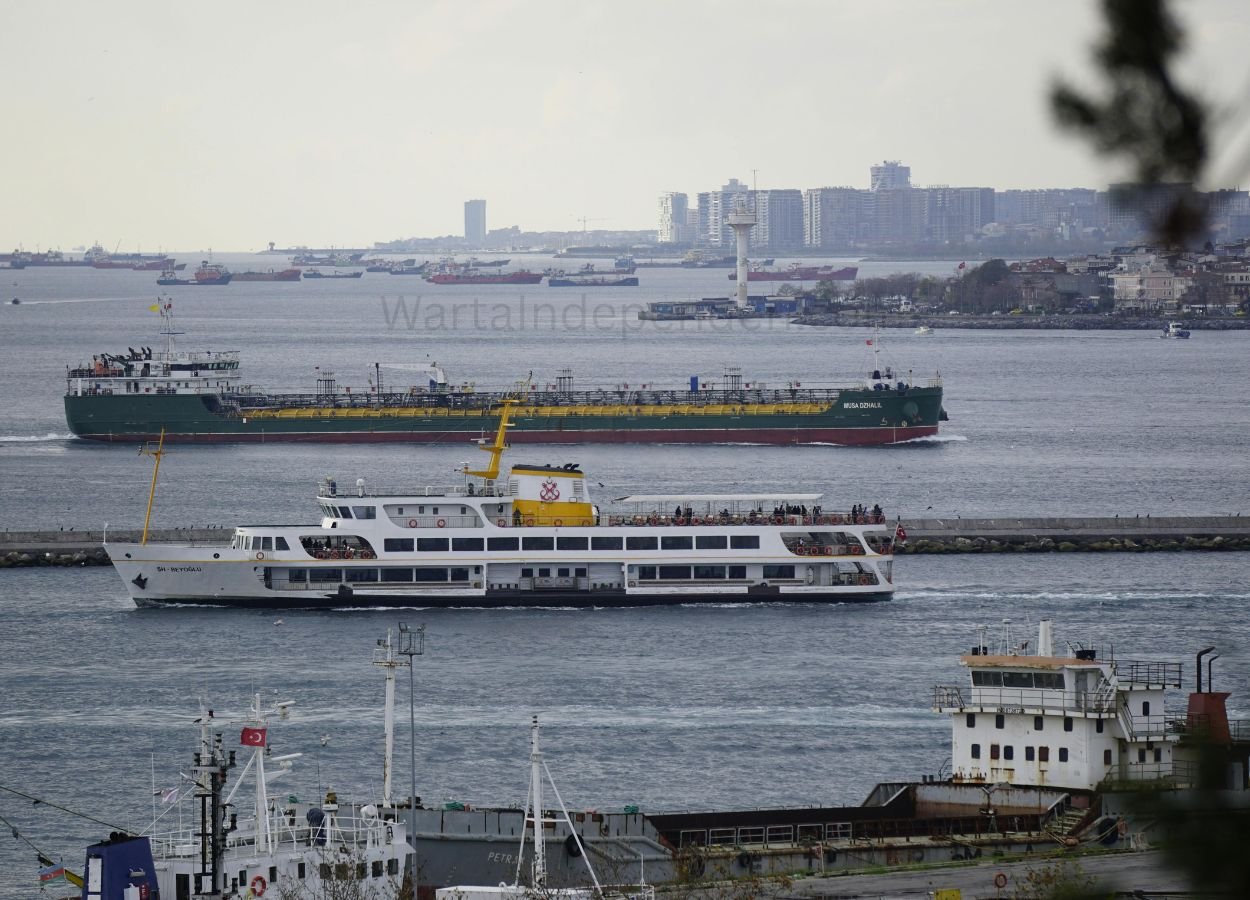 Tanker LNG Qatar Ketiga Bisa Lewati Selat Hormuz ke China, Kenapa?